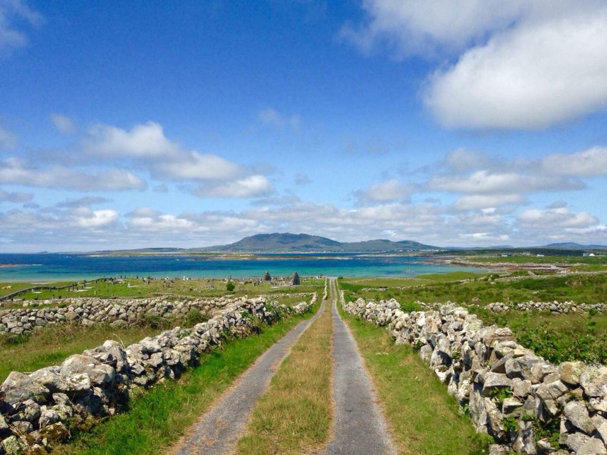 Earls View Pod Glamping Carna